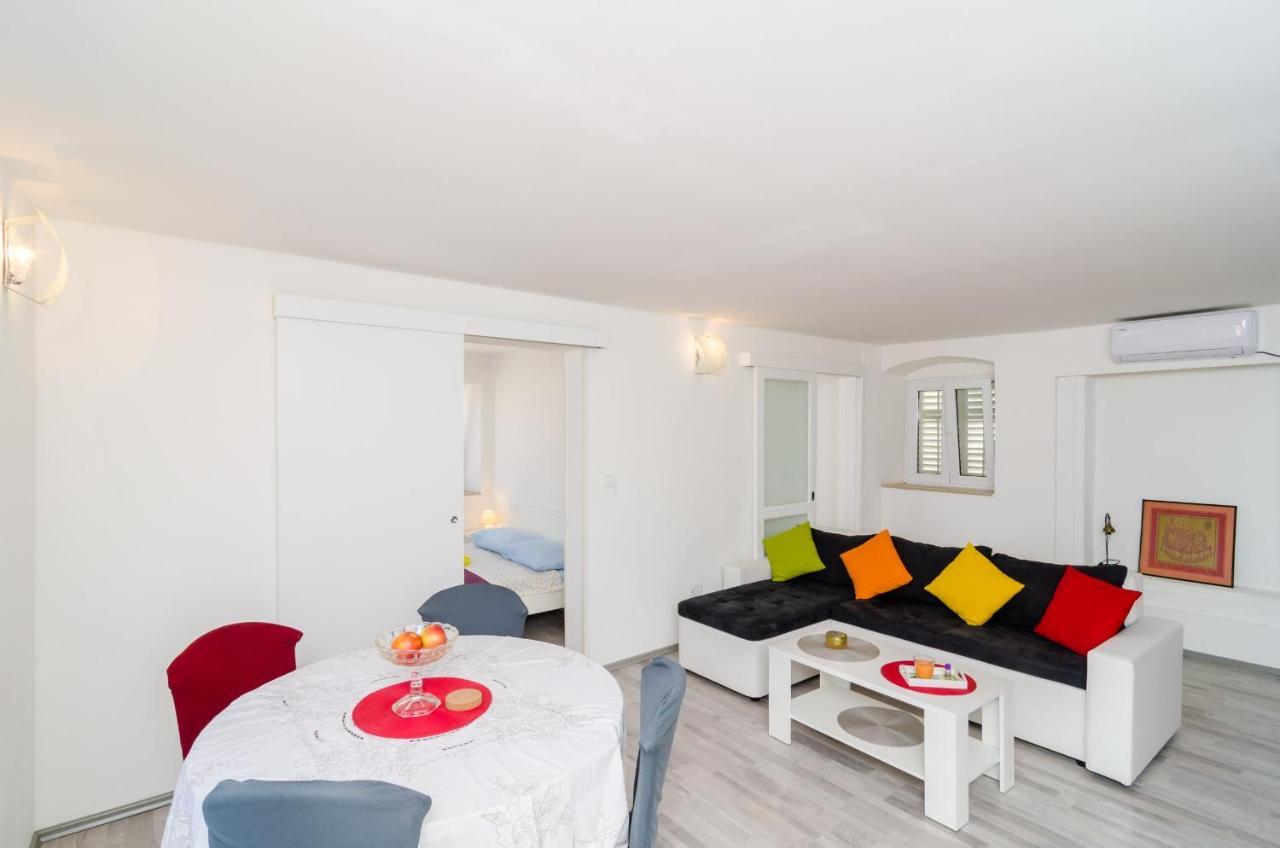 Apartment Jasmin ดูบรอฟนิก ภายนอก รูปภาพ