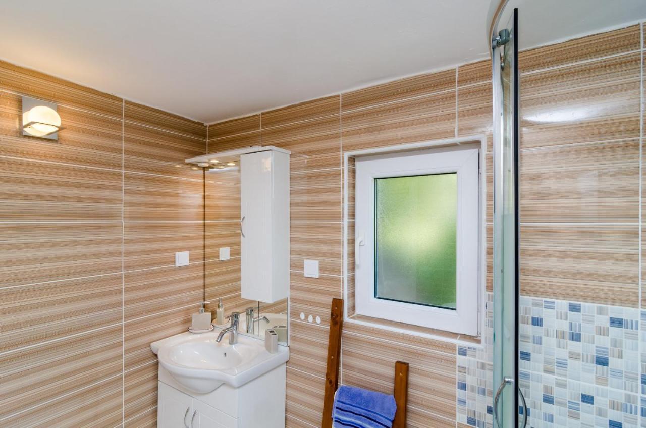 Apartment Jasmin ดูบรอฟนิก ภายนอก รูปภาพ